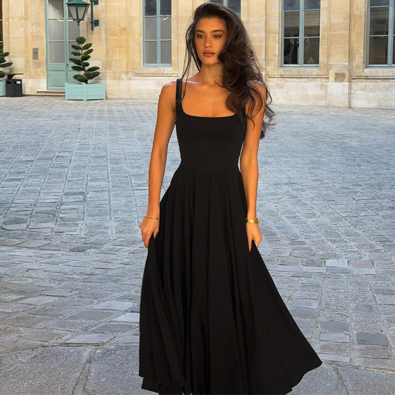 Robe plissée à la taille