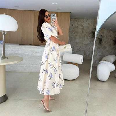 Robe trapèze à manches bouffantes