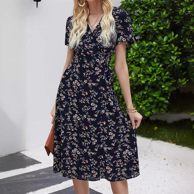 Robe fleurie rétro