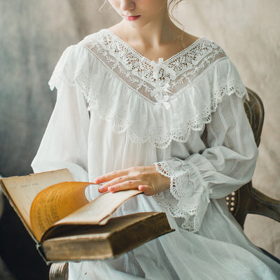 Lace cotton nightdress