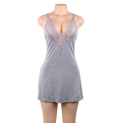 Nuisette de pyjama en dentelle