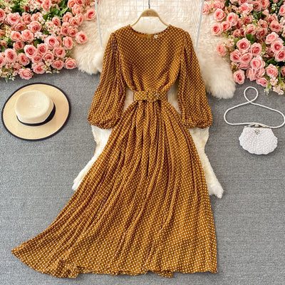 Robe en mousseline à pois