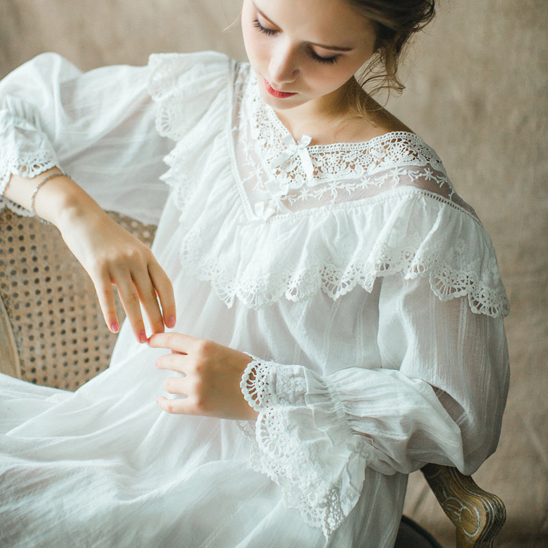 Lace cotton nightdress