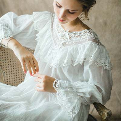 Lace cotton nightdress