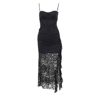Robe fendue en dentelle