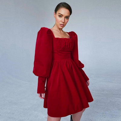 Robe trapèze en velours rouge
