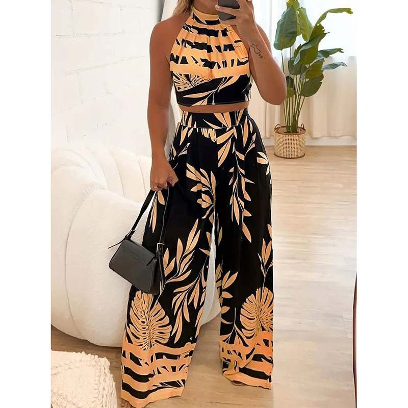 Graphic Crop Top Set