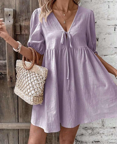 Robe nouée à col en V