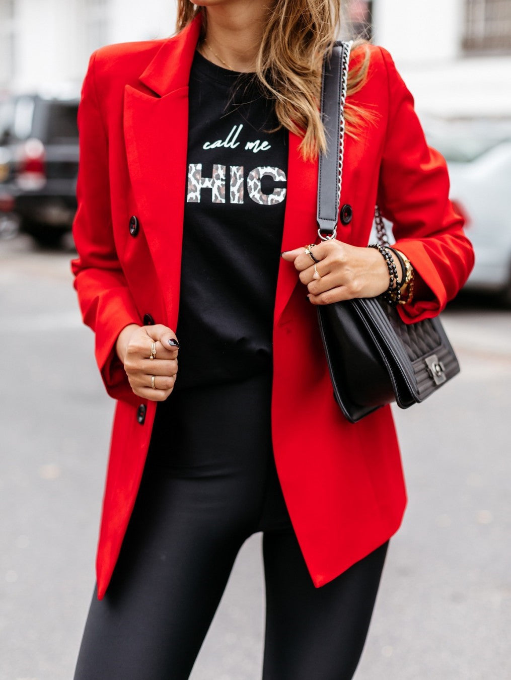 Blazer à boutons audacieux