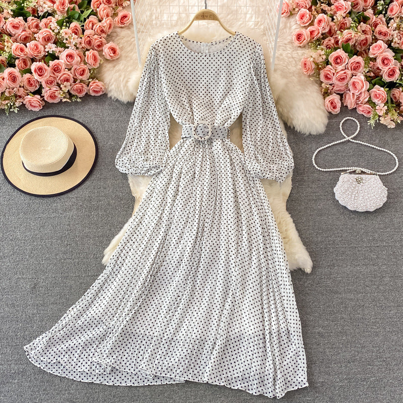 Robe en mousseline à pois