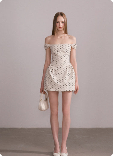 Robe slim à pois