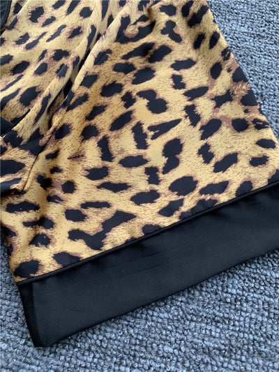 Ensemble de vêtements d'intérieur en soie