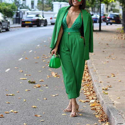 Costume 3 pièces pour femme