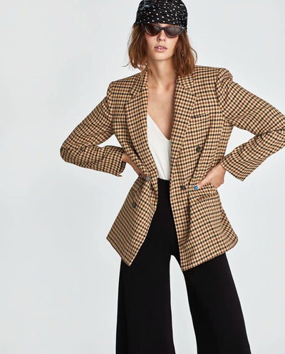 Blazer à carreaux audacieux