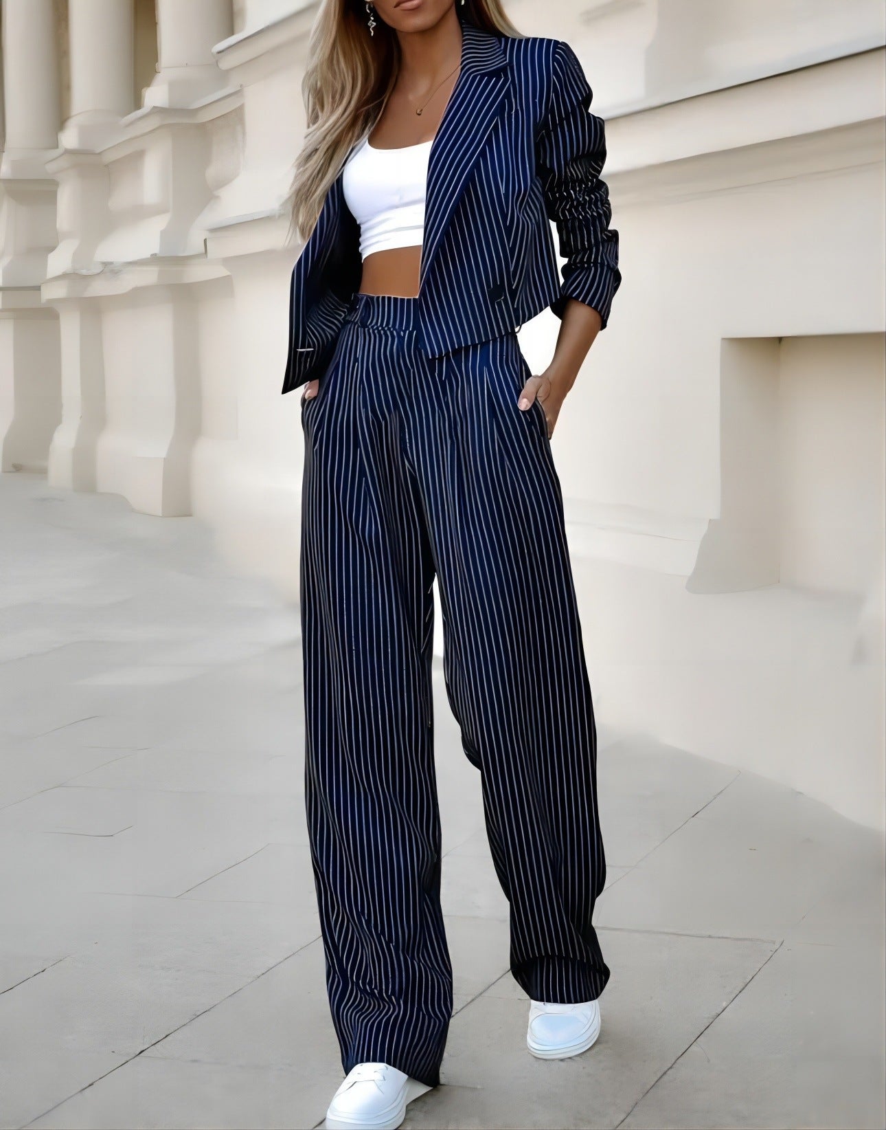 Tenue de printemps à rayures