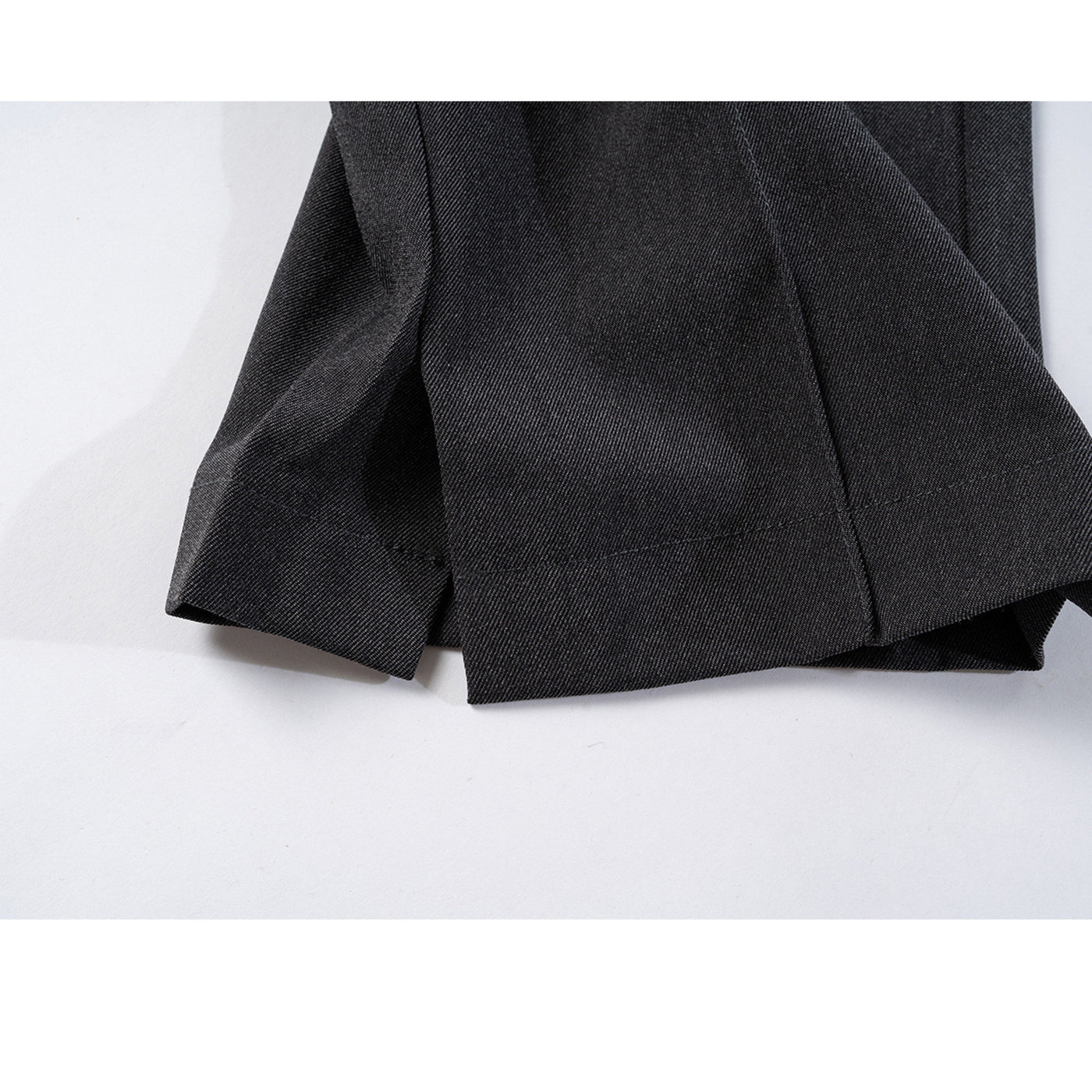 Pantalon à jambes fendues