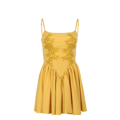 Robe en dentelle tendance