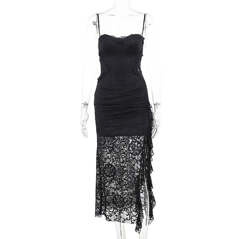 Robe fendue en dentelle