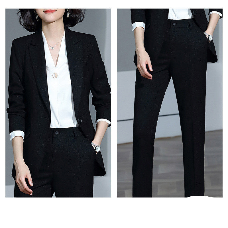 costumes d'affaires pour femmes