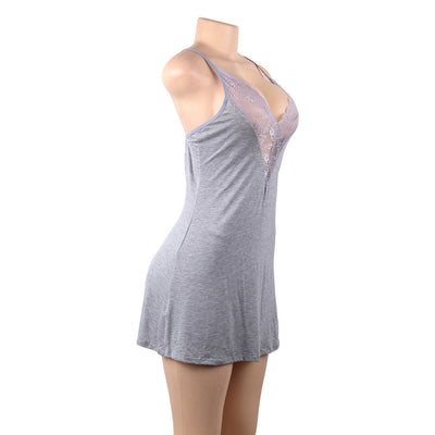 Nuisette de pyjama en dentelle