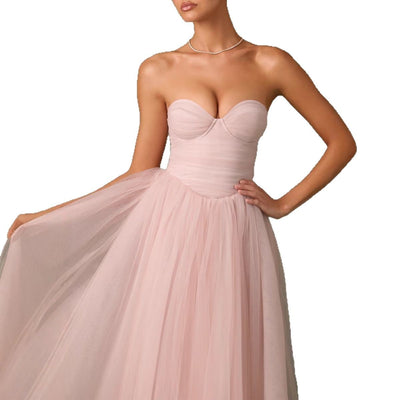 Robe tube sans bretelles