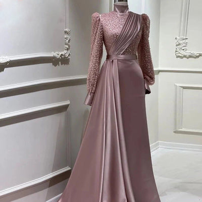 Ensemble de soirée modeste