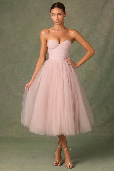 Robe tube sans bretelles