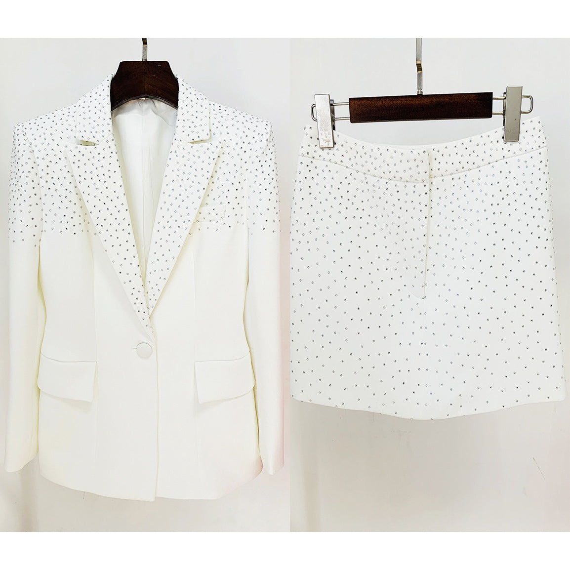 Costume en strass