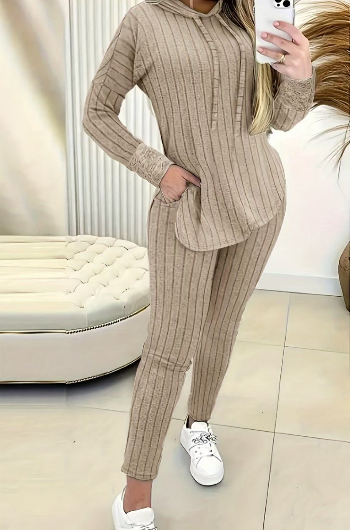 Ensemble haut et manteau confortable