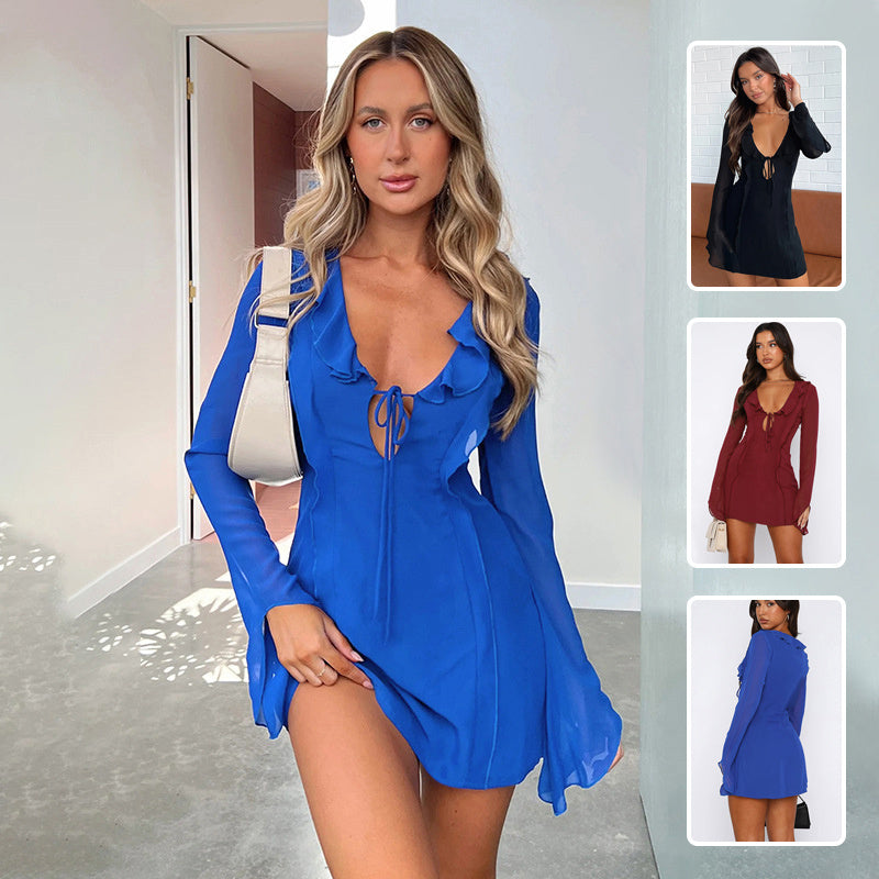 Robe à volants et lacets