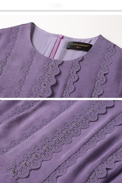 Robe en dentelle violette