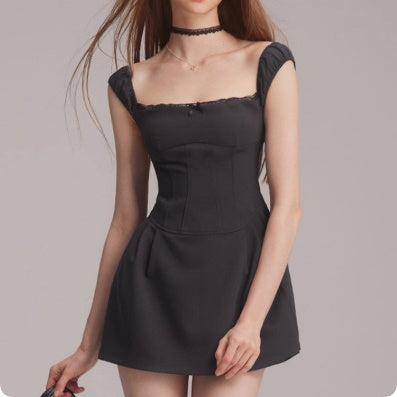 Robe slim à pois