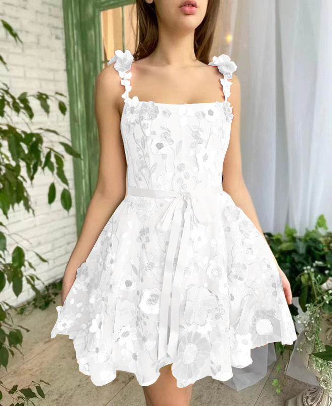 Mini-robe trapèze fleurie