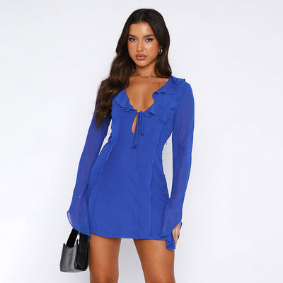 Robe à volants et lacets