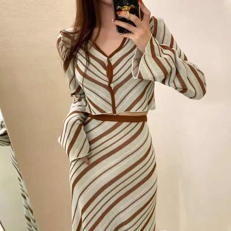 Short Knitwear Suit