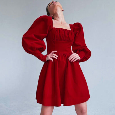 Robe trapèze en velours rouge