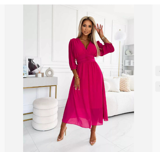 Robe en mousseline à col en V