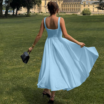 Robe plissée à la taille
