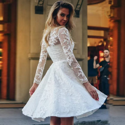 Women's Vintage Lace Wedding Dress - Shé Hauté