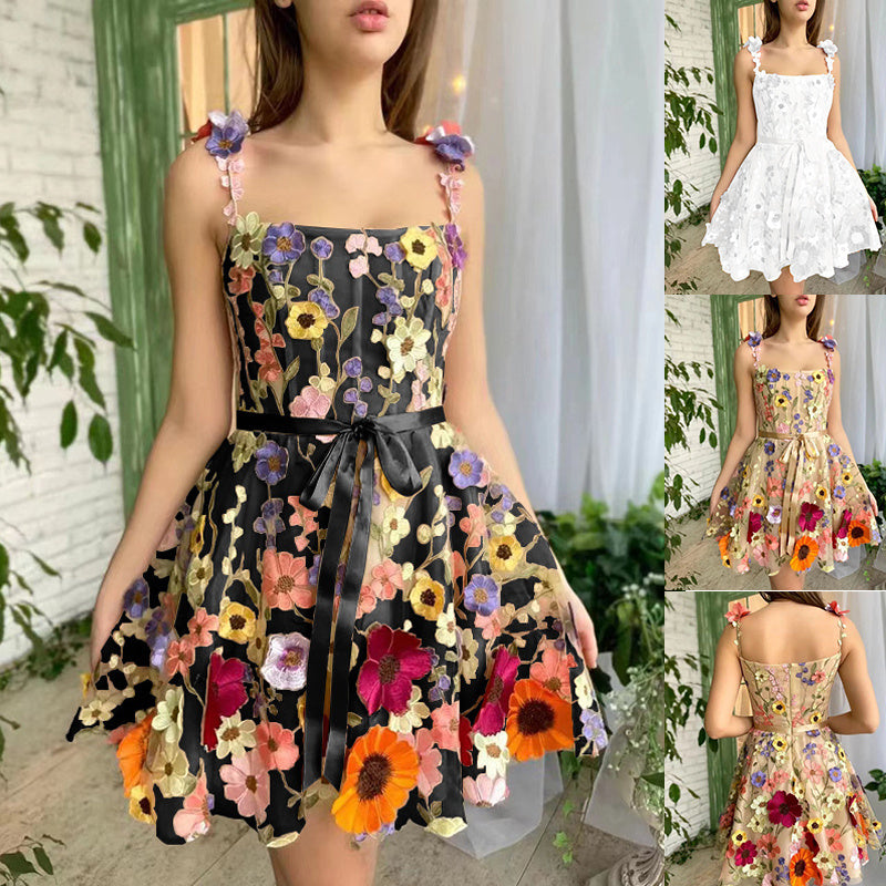 Mini-robe trapèze fleurie