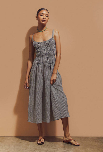 Robe plissée à rayures