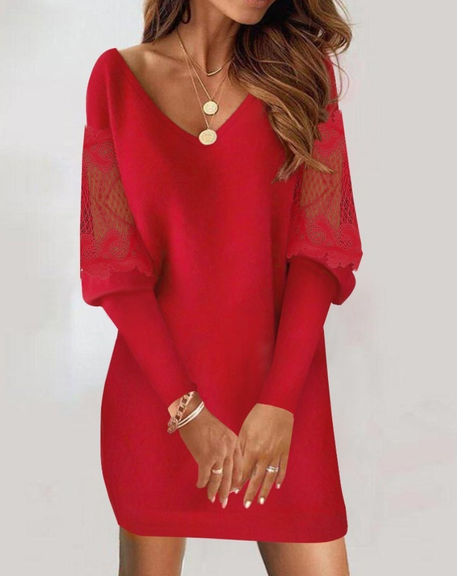 Robe en dentelle à col en V