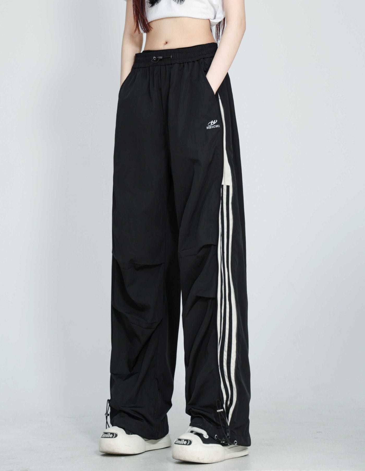 Pantalon ample et fin